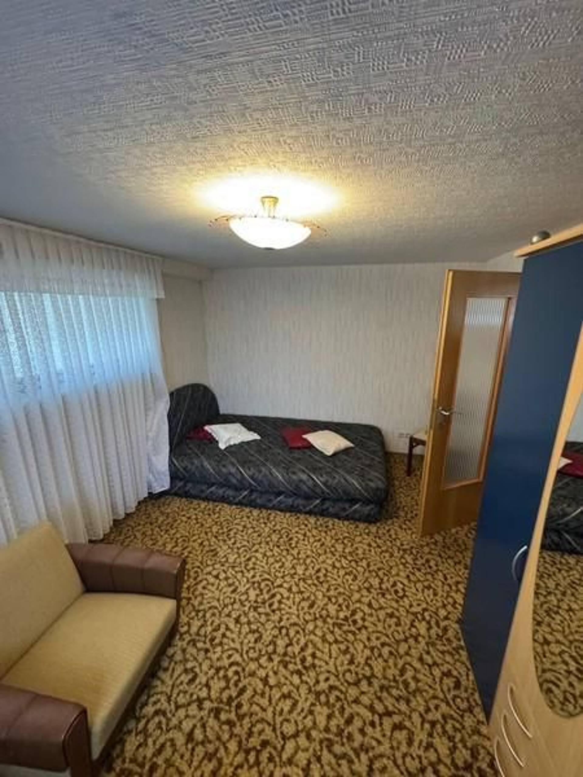 Einfamilienhaus in 66482 Zweibrücken mit 200 m² kaufen