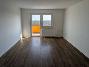 2 Zi.Whg. mit Balkon und Blick über die Förde zum 22.09.2026 – 24106 Kiel – Vorschaubild 2