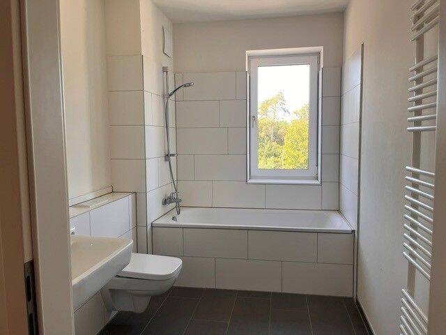 Großzügige 3-Zi-Wohnung mit Einbauküche Im Fischbeker Heidbrook | GLADIGAU – Hamburg – Vorschaubild 8