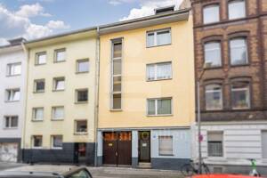 Charmantes Mehrfamilienhaus in zentraler Lage - Vielseitige Nutzungsmöglichkeiten!