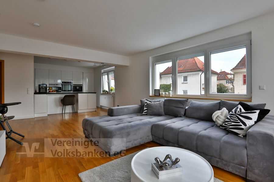 Renoviertes 6 Familienhaus in Top Zustand - gut vermietet und eventuell Baugrundstück