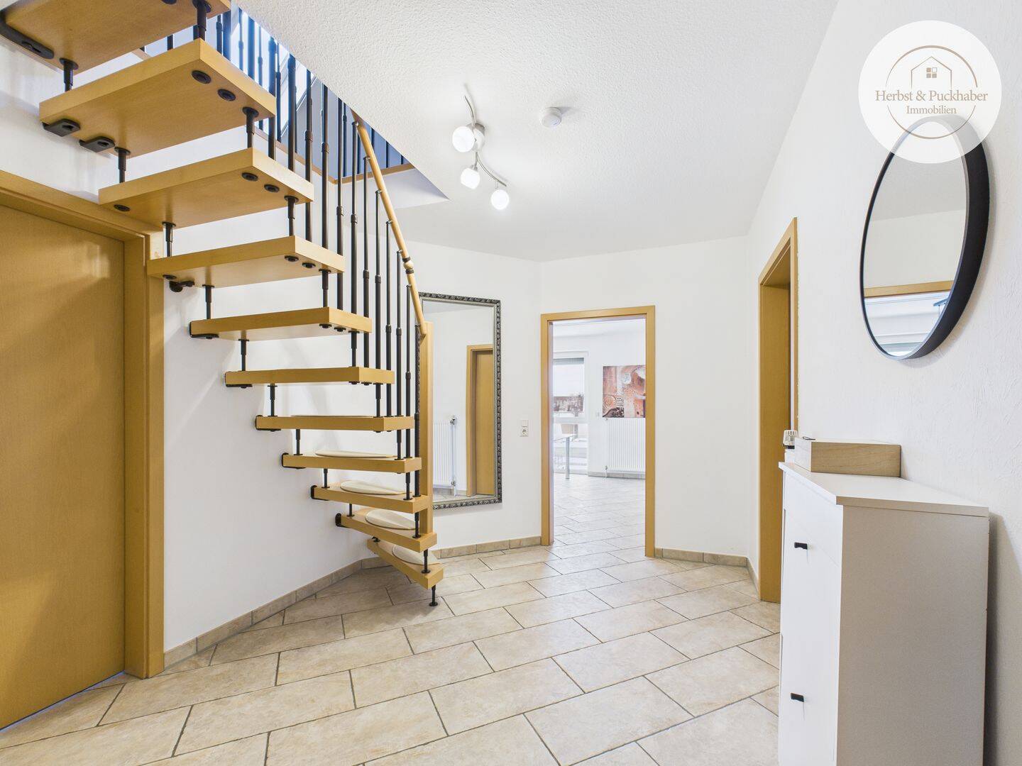 Ein Zuhause mit Charakter - großzügige Maisonette für anspruchsvolles Wohnen – Bremen – Vorschaubild 5