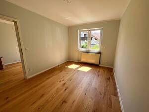 Große Vierzimmerwohnung mit Garage und Gartenanteil in Laubenheim – 55130 Mainz – Vorschaubild 6
