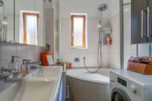 Großartige 4,5-Zimmer-Altbauwohnung mit Balkon am Feuersee – 70178 Stuttgart – Vorschaubild 8