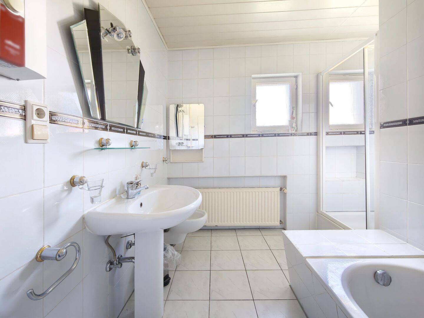 Seltene Gelegenheit! Großes Einfamilienhaus mit Einliegerwohnung und herrlichem Fernblick in bester Lage – Koblenz – Vorschaubild 6