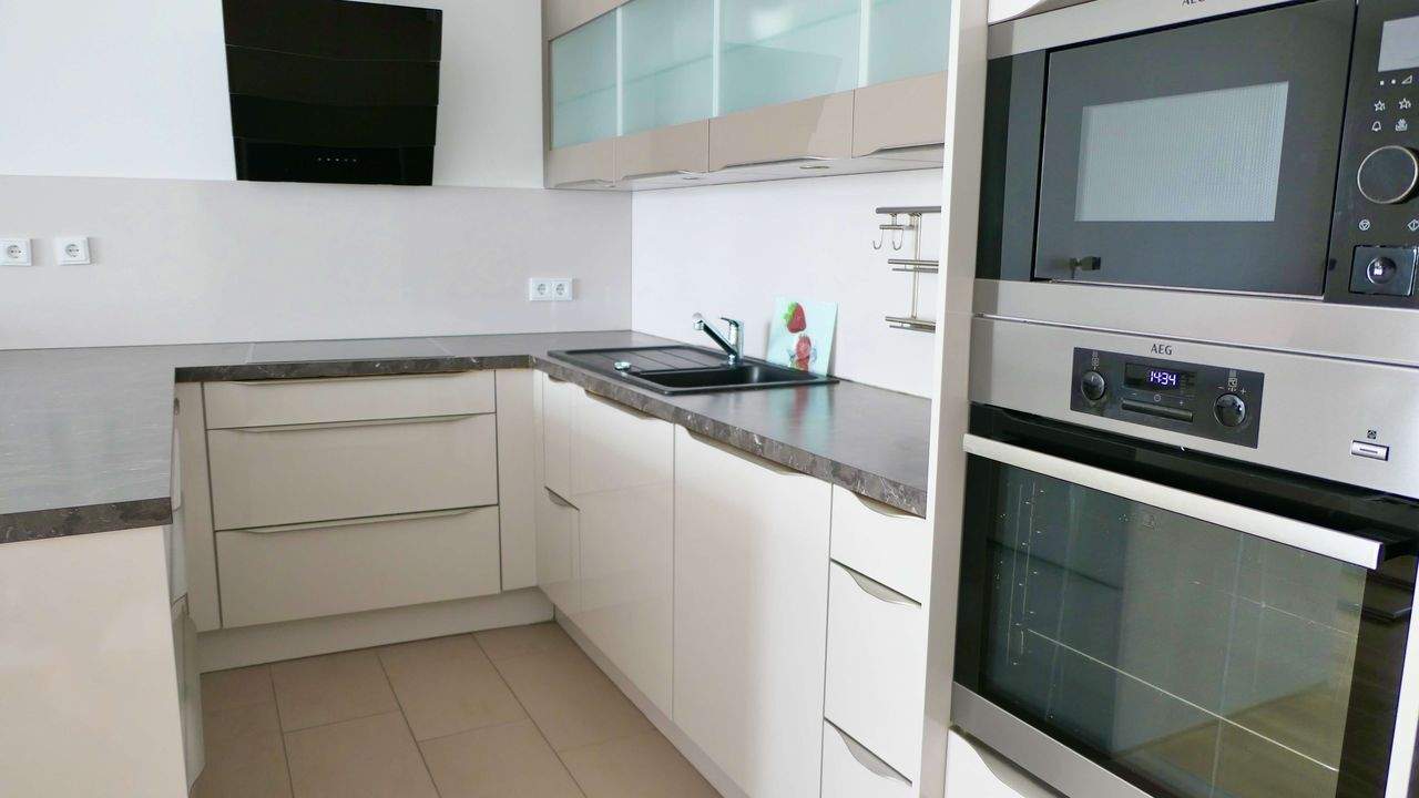 City-Oase am Spittelmarkt: Stilvolle 2-Zimmer-Wohnung mit Loggia & Smart-Home-Komfort – Berlin – Vorschaubild 9