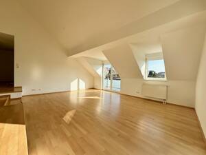 Provisionsfrei und sofort bezugsfrei! Außergewöhnliche 6-Zi-Maisonettewohnung mit Balkon – 97078 Würzburg – Vorschaubild 6