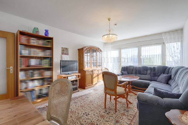 Ein Platz an der Sonne - Charmante 3-Zimmer-Wohnung mit Balkon und Weitblick! – München – Vorschaubild 2