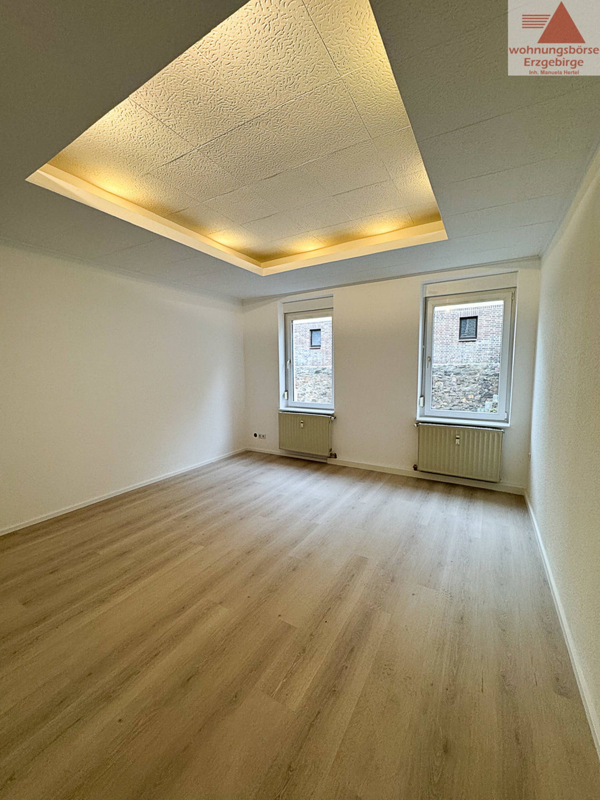 Mehrfamilienhaus in 08280 Aue-Bad Schlema mit 300 m² kaufen