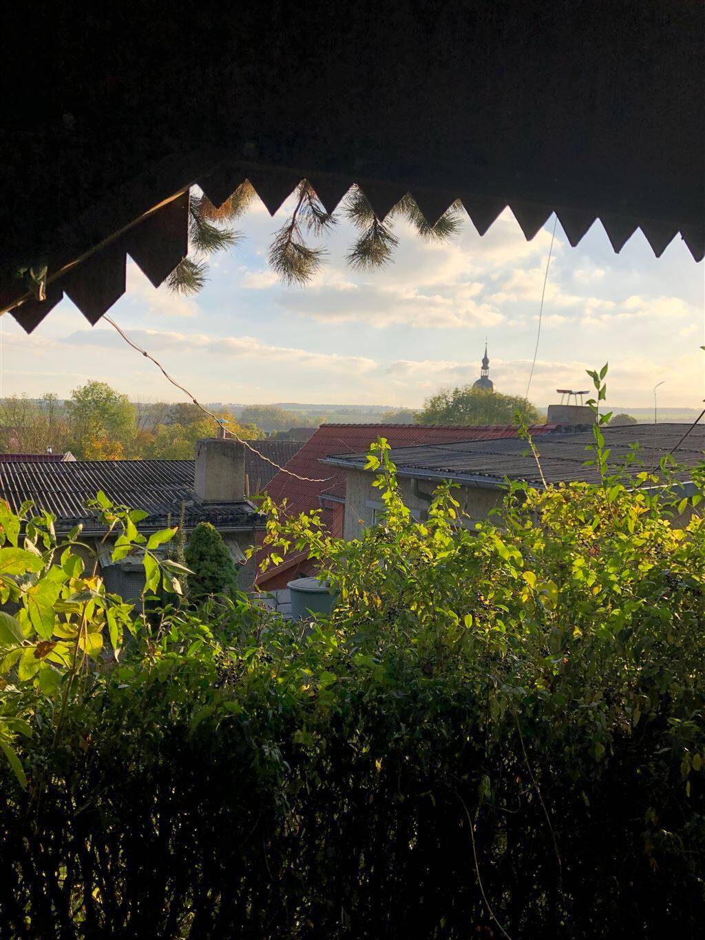 Einfamilienhaus mit ca. 1.790,00 m² großer Wiese in ländlicher Lage von Querfurt – Querfurt – Vorschaubild 2