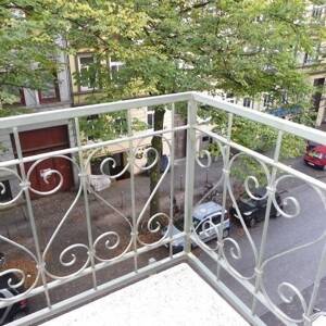 Möblierte 2 Zi.-Wohnung / Balkon/ Internet/ Pauschalmiete € 1.200,-/ Monat/frei ab sofort bis 31.10.2026 ( Zeitmietvertrag) , nur an eine Person! – 22083 Hamburg – Vorschaubild 3