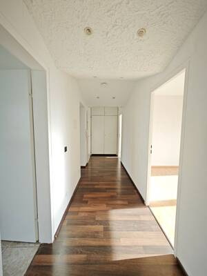 3-ZKB Wohnung mit Balkon und Herkulesblick in ruhiger Lage in Vellmar-West – 34246 Vellmar – Vorschaubild 3