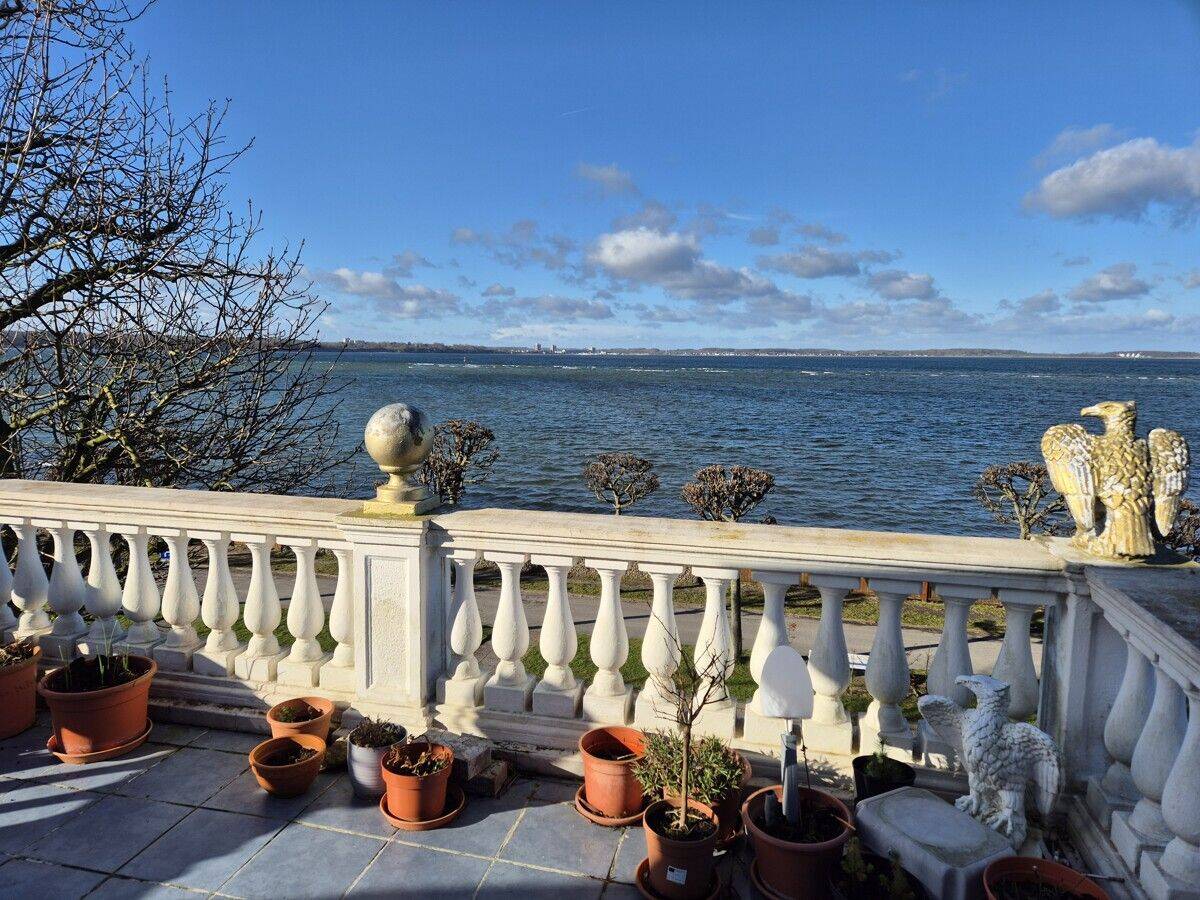 Laboe, 1. Reihe, Strandlage, unverbaubarer Blick auf die Förde – Laboe – Vorschaubild 7