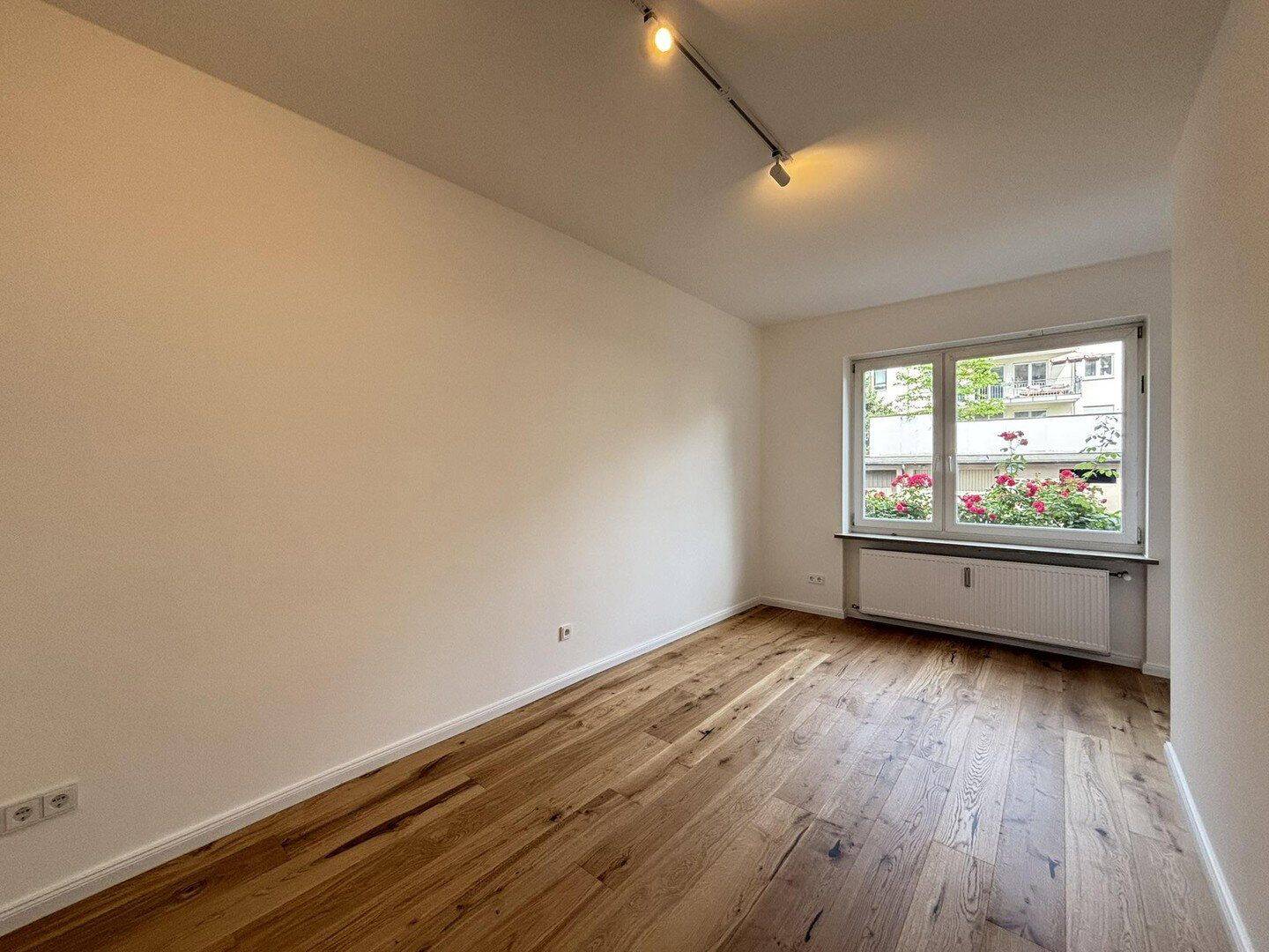 WG-geeignet & saniert: 3 Zimmer mit 2 Bädern in der Maxvorstadt – München – Vorschaubild 8