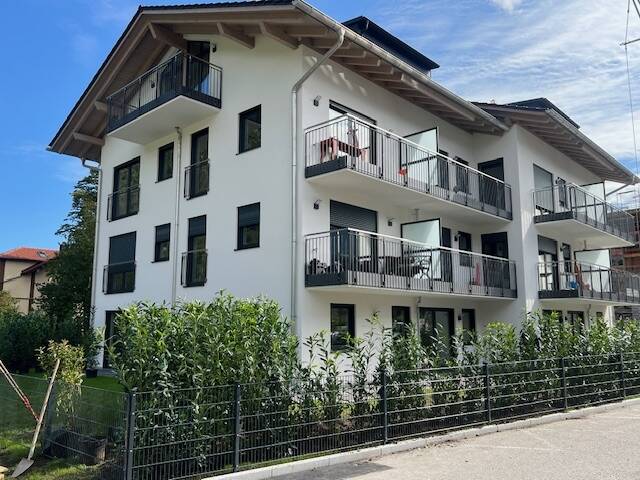 Für Kapitalanleger! Top Mieterin! Neubauprojekt: Moderne 2-Zimmer mit Balkon und Tiefgaragenstellplatz.
