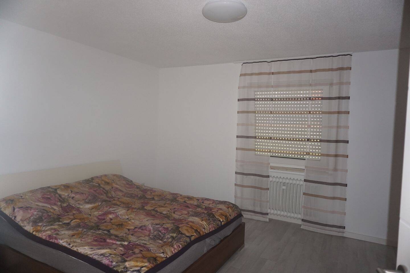 ***Hochwertiges Dreifamilienhaus direkt in Homberg zu verkaufen*** – Homberg – Vorschaubild 6