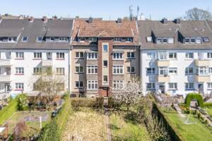Leerstehendes Mehrfamilienhaus mit enormem Entwicklungspotenzial!