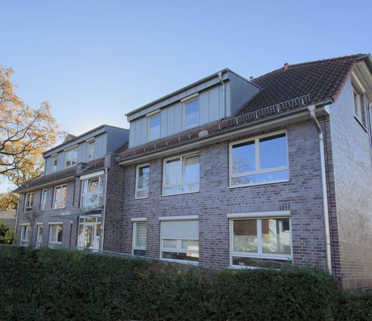 Attraktive 3 Zimmer-Maisonette-Wohnung in Top-Lage von Hannover Klein Buchholz mit TG Stellplatz