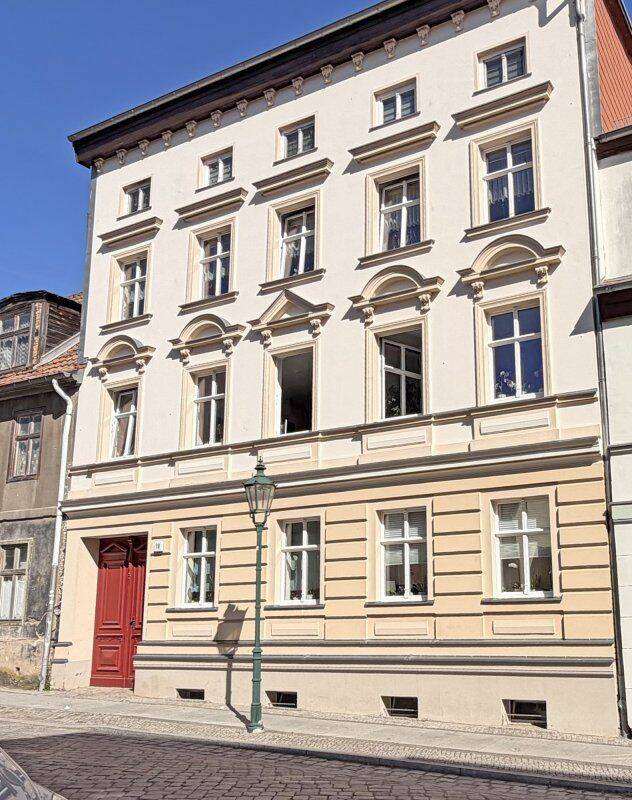 RESERVIERT! Ein stilvolles Mehrfamilienhaus im Stadtzentrum – Eberswalde – Vorschaubild 2