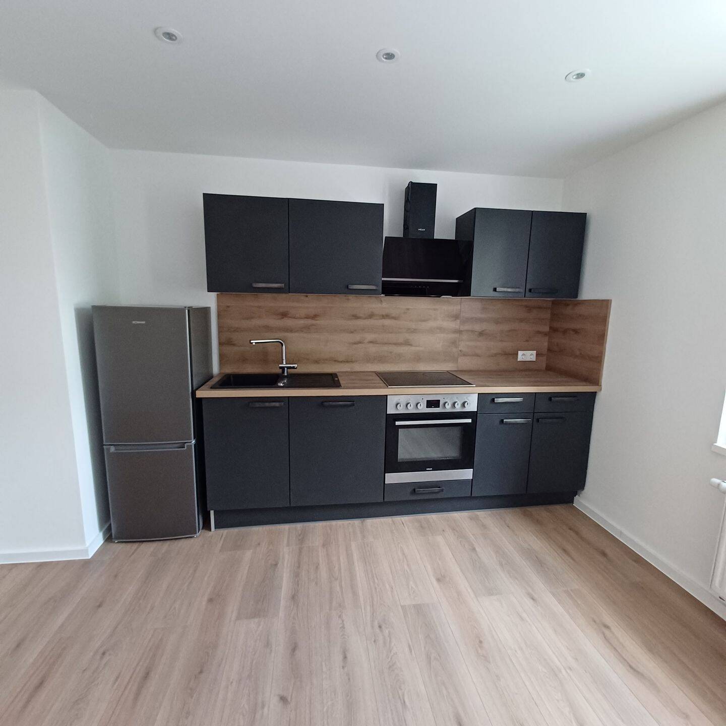 Großzügige, renovierte 2-Zimmer-Wohnung in zentraler Lage – Nürnberg – Vorschaubild 7