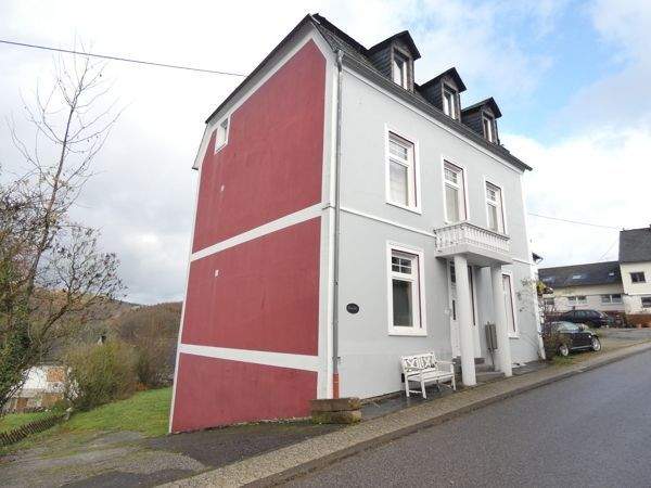 Renditeobjekt: 6-Apartmenthaus mit ca. 8 % Bruttorendite, in zentraler Lage in Altlay, nahe Flughafen Hahn und Zell – Altlay – Vorschaubild 3