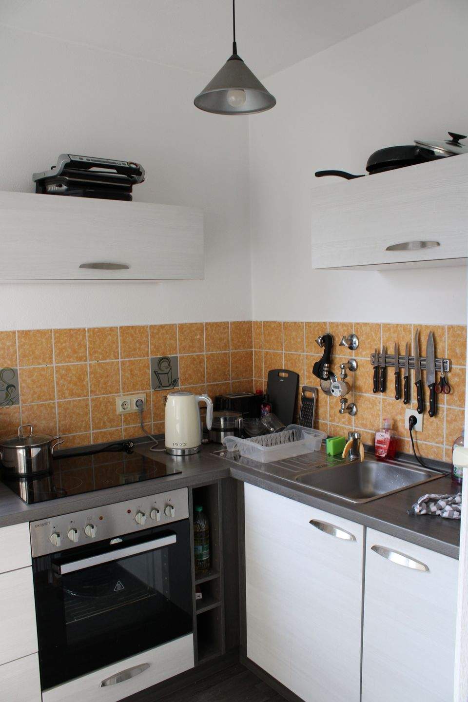 Lichtdurchflutete 1-Zimmer-Wohnung mit Parkblick und Balkon – Straubing – Vorschaubild 3