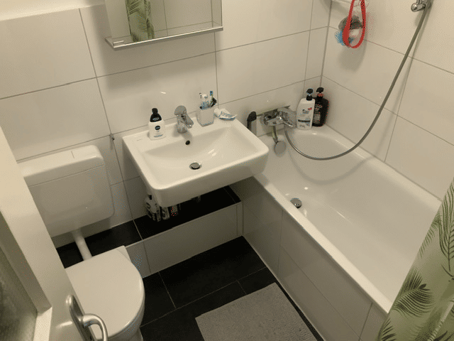 Ich bin ab sofort zu haben - große 2-Zimmerwohnung mit Laminatboden – Krefeld – Vorschaubild 8