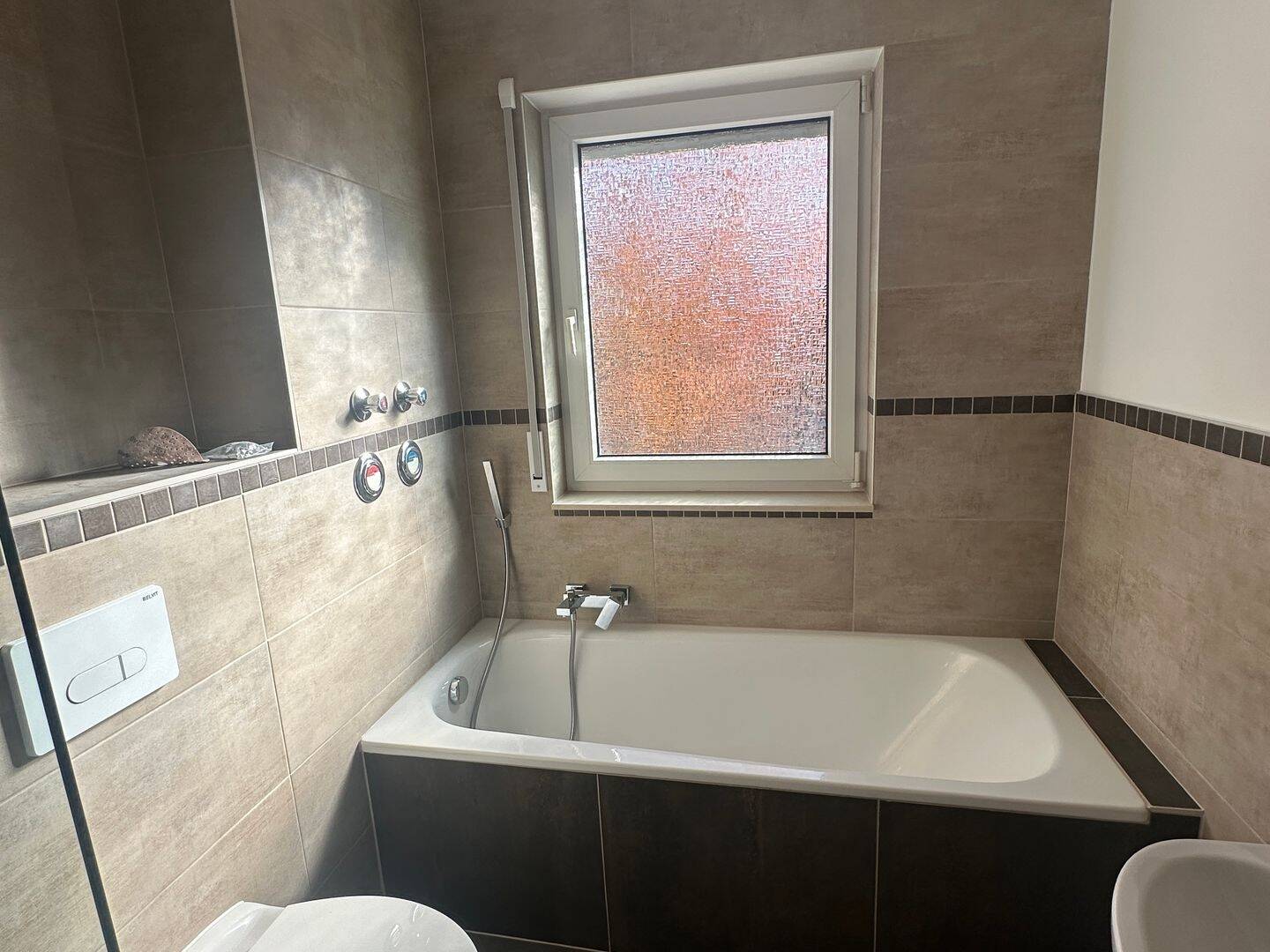 Sbr.- Rotenbühl * schicke 3 ZKB Wohnung * top Lage * top renoviert * neues Bad *Uni Nähe * barrierefrei * Garage – Saarbrücken – Vorschaubild 7
