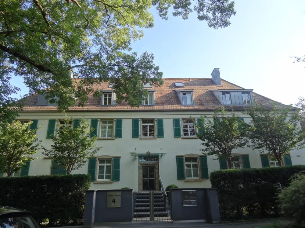 ***HOCHWERTIGE Klimatisierte Dachgeschoss-Wohnung am Rosengarten IN MZ-TOPLAGE! ***