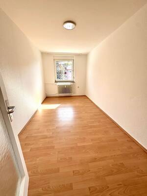 KL-City - Großzügige 3-Zimmerwohnung mit Balkon in zentraler Lage – 67655 Kaiserslautern – Vorschaubild 3