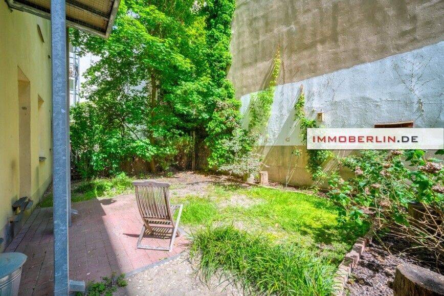 IMMOBERLIN.DE - Toplage Helmholtzkiez! Altbaujuwel mit eigenem Garten – Berlin – Vorschaubild 2