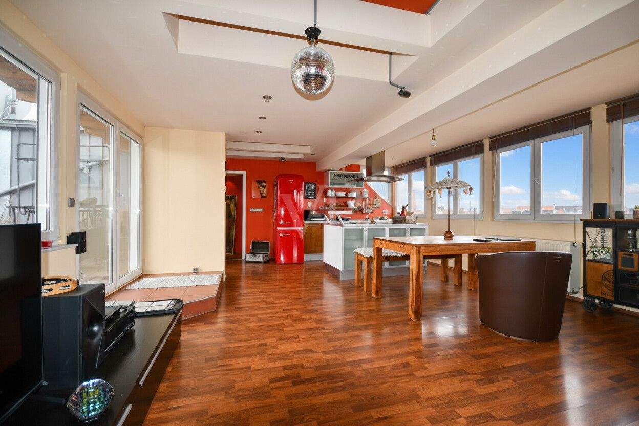 VON POLL | Keine gewöhnliche Wohnung sondern hier erwartet Sie ein Zuhause mit Charakter! – Nürnberg – Vorschaubild 7
