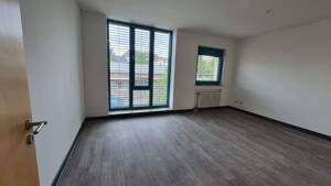 Moderne und Top geschnittene Etagenwohnung in zentraler Lage von MG, Nähe City und Hauptbahnhof – 41065 Mönchengladbach – Vorschaubild 2