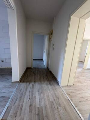 Helle 3-Zimmer-Wohnung in Bestlage der Fürther Südstadt – Ideal für Eigennutzer oder Kapitalanleger – 90763 Fürth – Vorschaubild 3