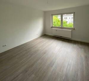 Komplett renovierte 2,5-Zimmer-Wohnung in Nähe City mit Balkon! – 45141 Essen – Vorschaubild 6