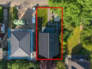 Exklusives Designerhaus am Naturschutzgebiet in Poppenbüttel - energieeffizient und bezugsbereit – 22399 Hamburg – Vorschaubild 2