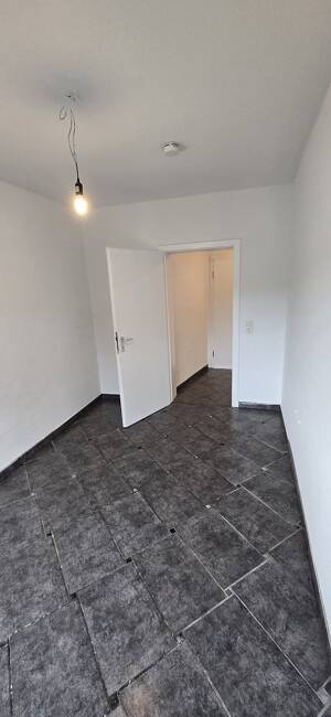 Sehr schöne renovierte 3 Zimmer Wohnung in Gelsenkirchen zu vermieten – 45881 Gelsenkirchen – Vorschaubild 6