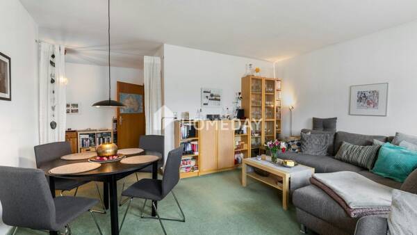 Dachgeschosswohnung in 18057 Rostock mit 67 m² kaufen