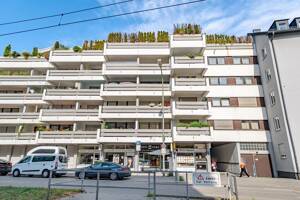 Stilvolle 2-Zimmer-Wohnung mit zwei Balkonen in begehrter Lage Schwabing-Luitpoldpark