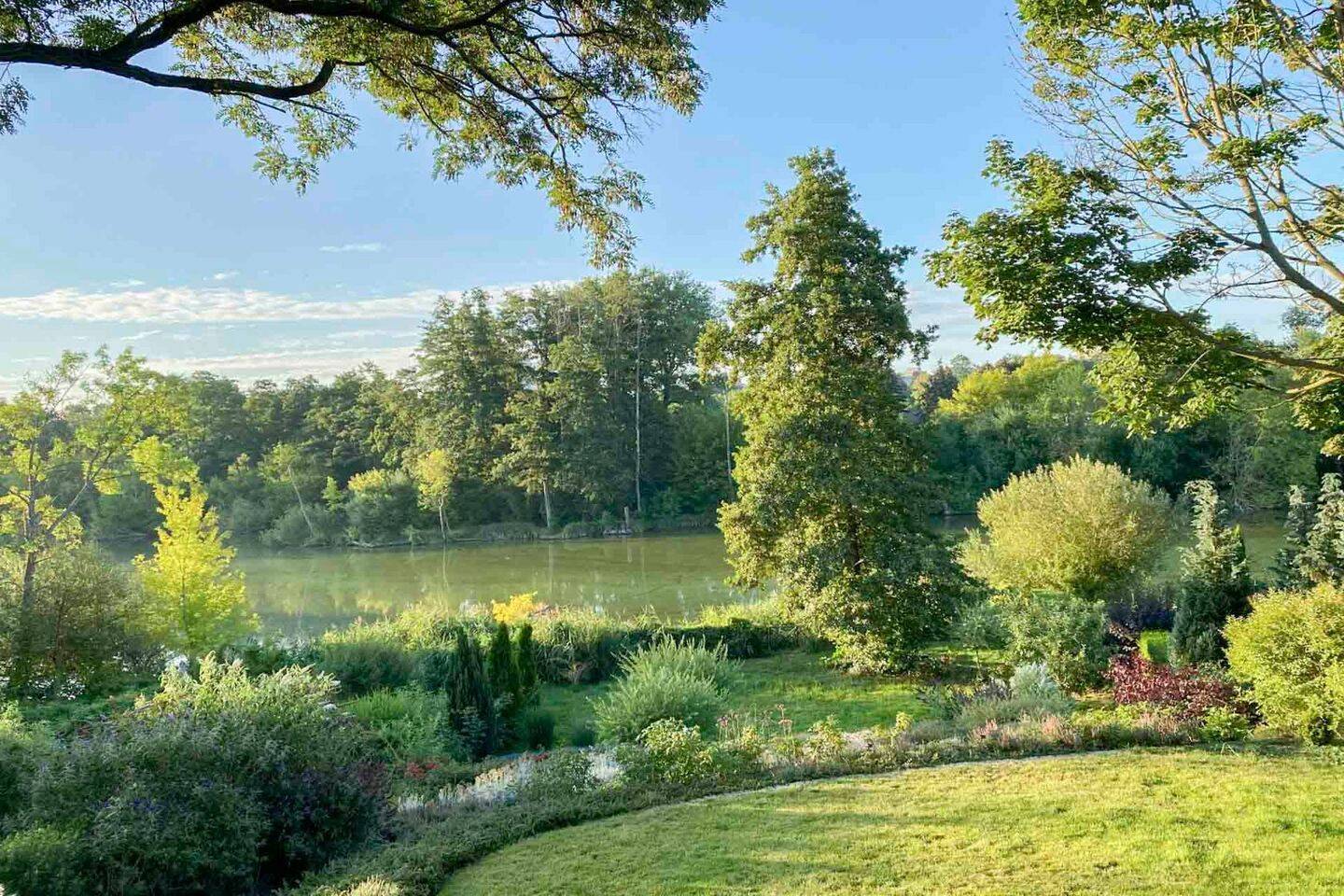 10-Zimmer-Villa mit Wasserblick auf den Hermsdorfer See: Ideal für große Familien und Naturliebhaber – Berlin – Vorschaubild 2