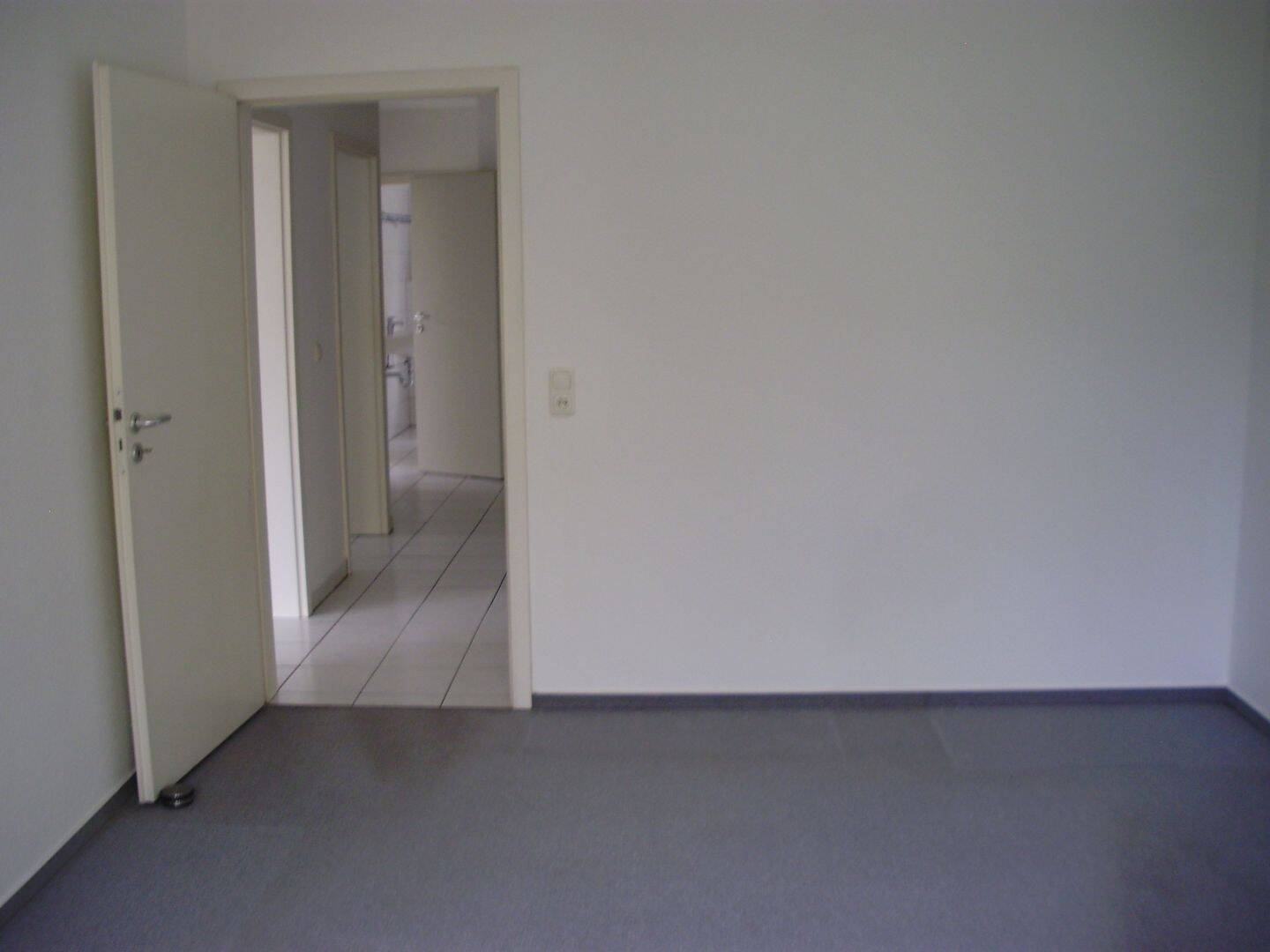 Traumwohnung an Lübecks Stadtpark! – Lübeck – Vorschaubild 4