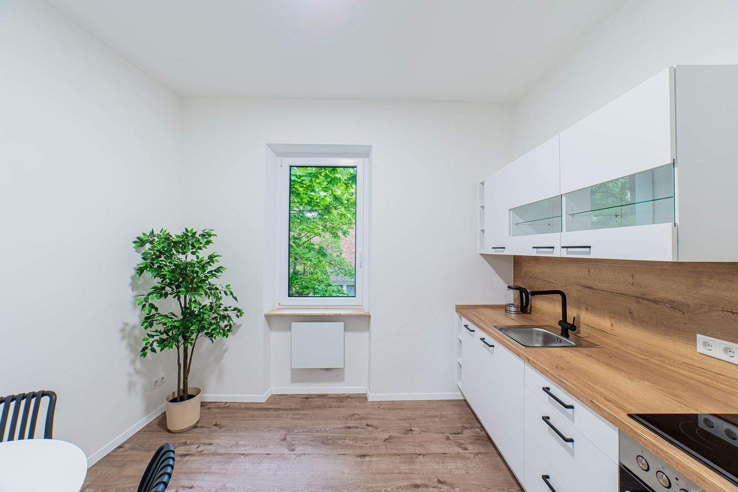 Moderne, sanierte und möblierte 2-Zimmer-Wohnung in Nürnberg – Nürnberg – Vorschaubild 5