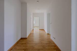 Wohnen am Park: Toll geschnittene 3-Zimmer-Wohnung mit sonnigem Westbalkon – 81669 München – Vorschaubild 8
