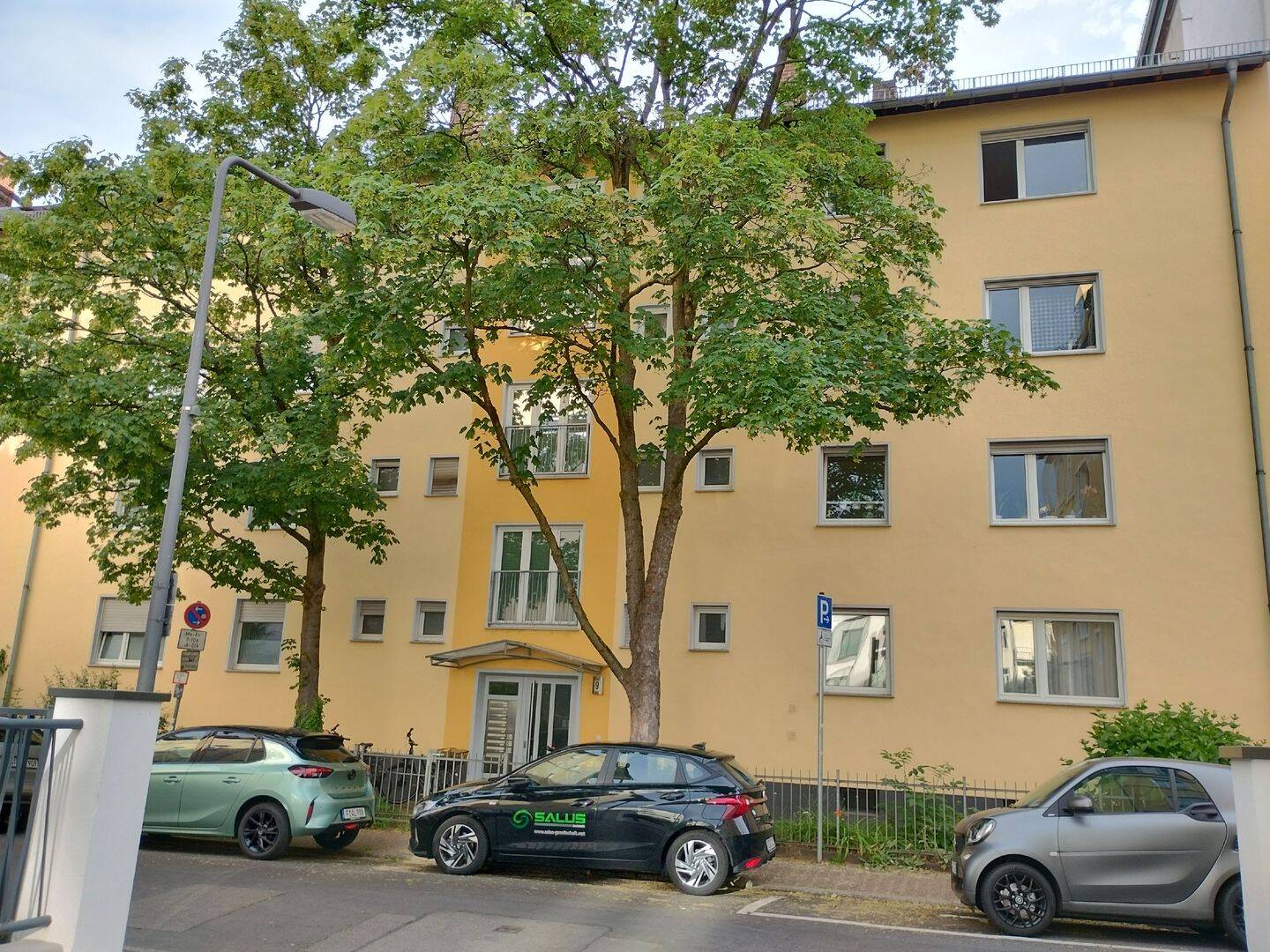 Schöne 4-Zimmer-Wohnung mit Balkon im Nordend – Frankfurt am Main – Vorschaubild 6