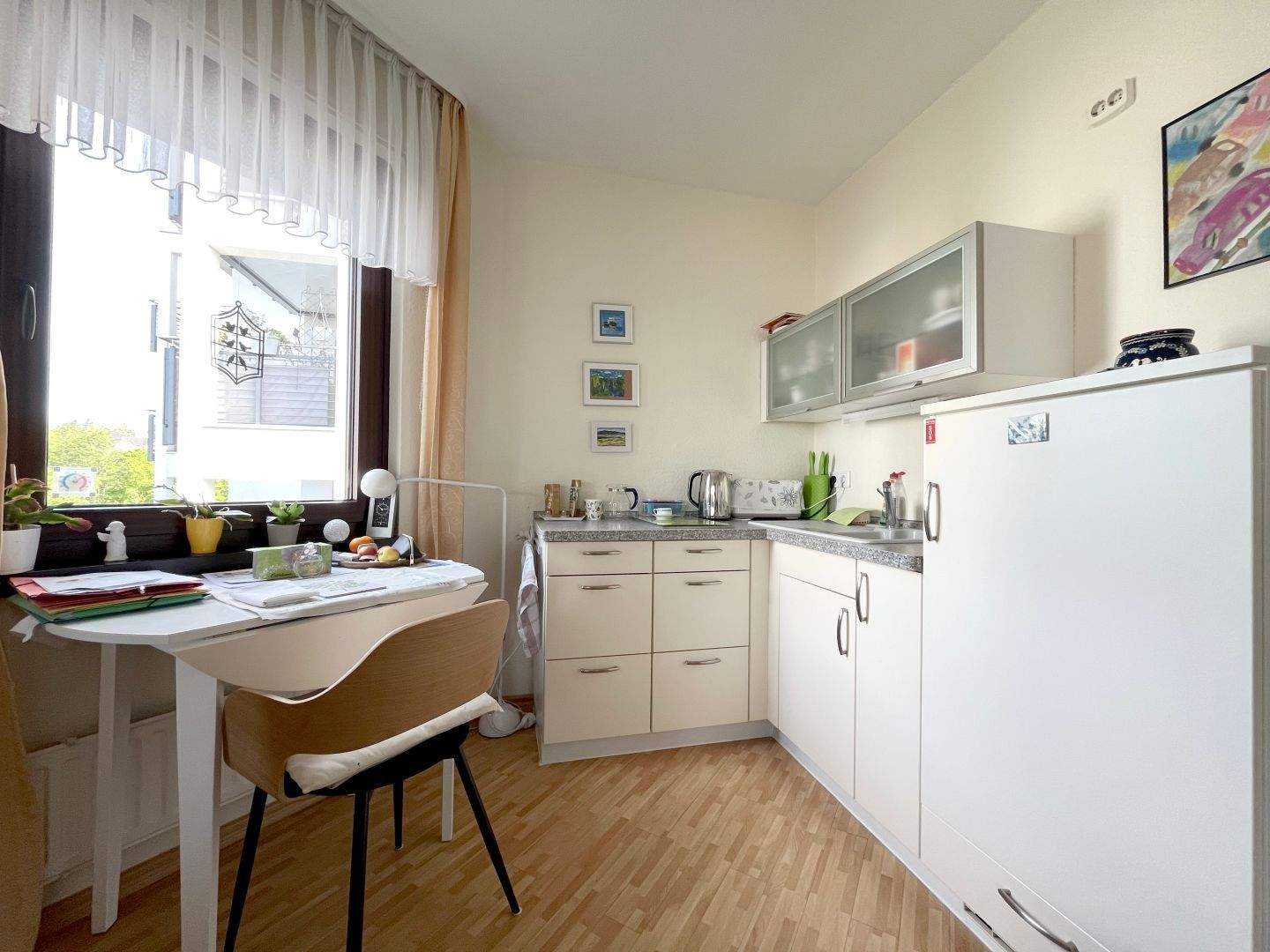 Schöne Eigentumswohnung in exklusiver Seniorenresidenz in Kassel – Kassel – Vorschaubild 8