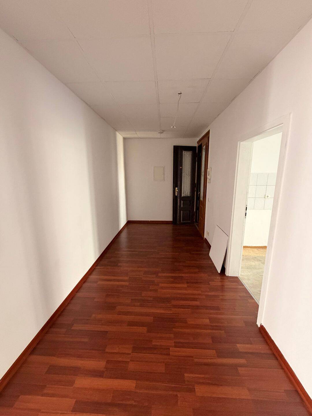 ***ZENTRUM-NORD, helle 2 Zi. WE mit Wannenbad und Balkon*** – Leipzig – Vorschaubild 3