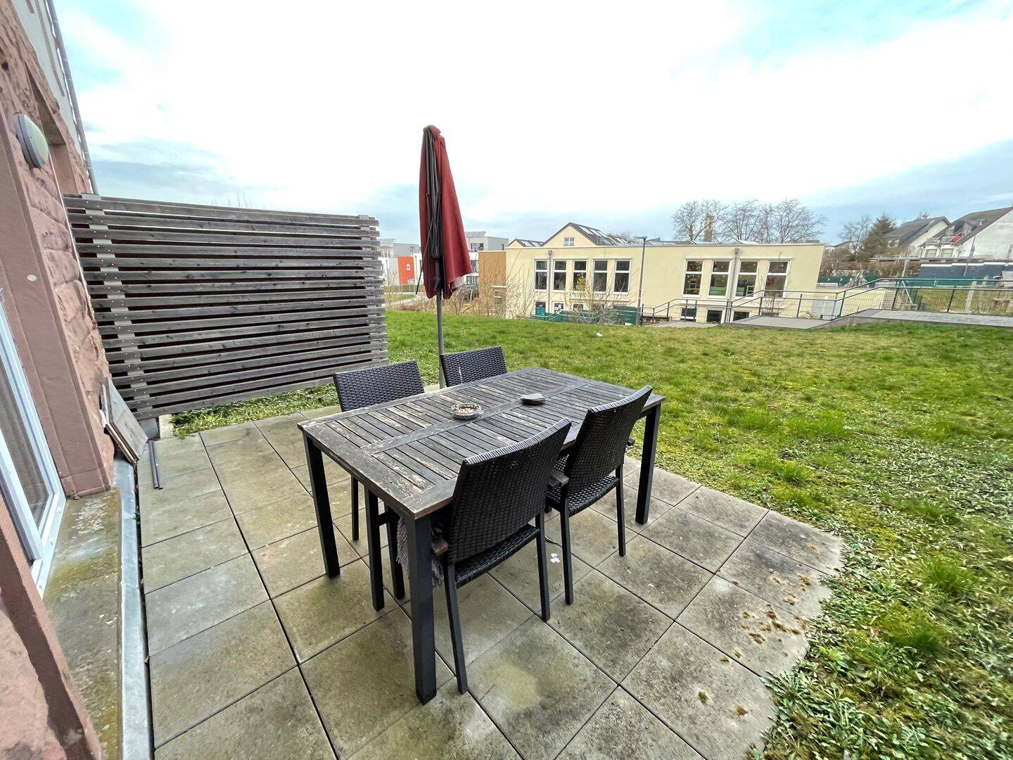 Stilvolle Eigentumswohnung mit Terrasse in Trier-Feyen – Trier – Vorschaubild 4