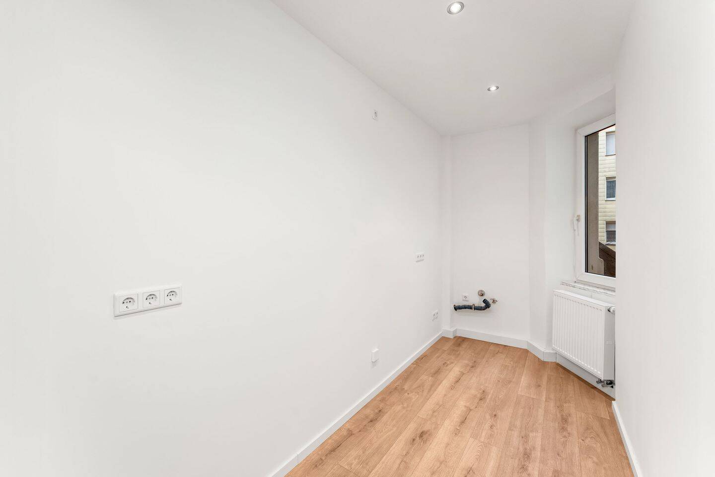 Ab sofort bezugsfertig: Charmante 3-Zimmer-Wohnung nach Modernisierung – Nürnberg – Vorschaubild 2