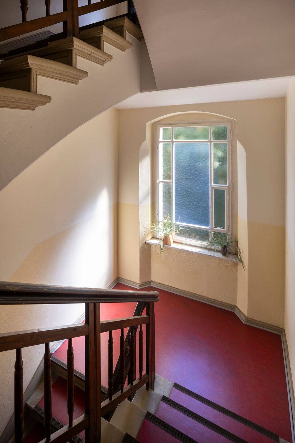 ANLAGE in begehrter Lage: 2-Zimmer-Altbauwohnung mit Balkon und Wassernähe im lebendigen Reuterkiez! – Berlin – Vorschaubild 9