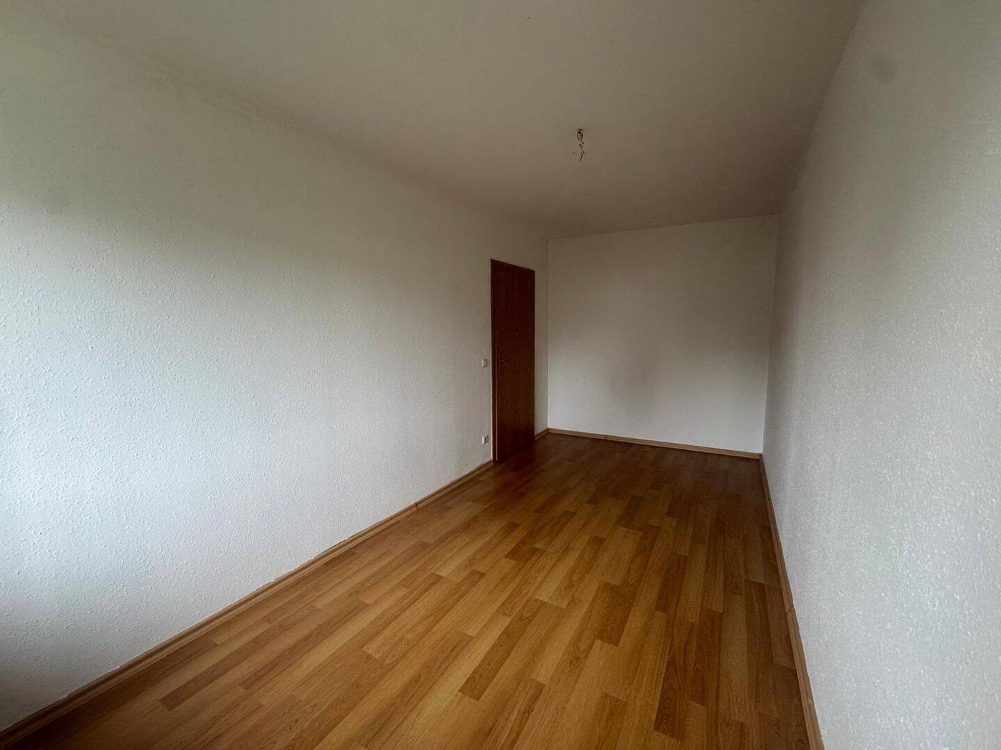 Helle 2-Raum-Oase mit charmantem Grundriss und gemütlicher Atmosphäre – Chemnitz – Vorschaubild 9